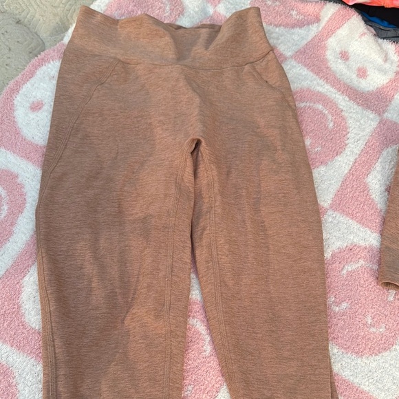 Bombshell Sportswear Set - Picture 3 of 6